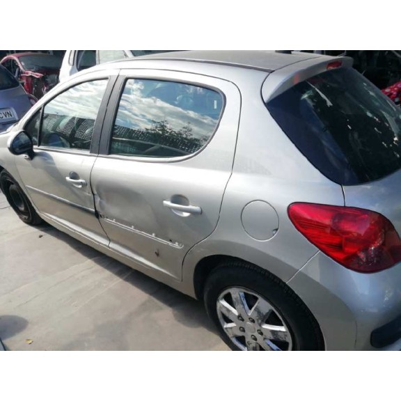 peugeot 207 del año 2009