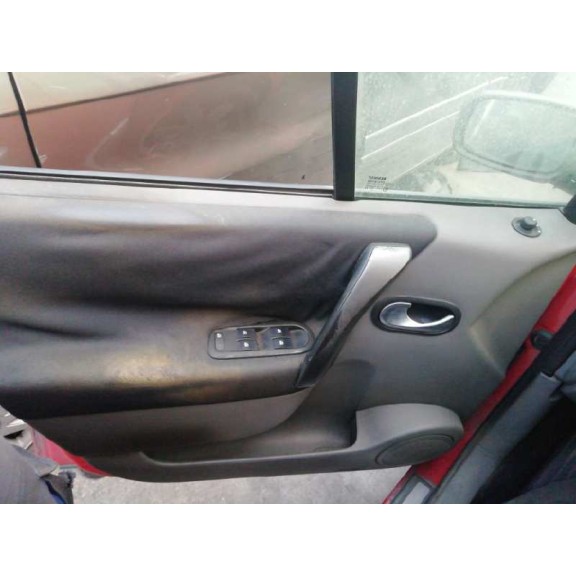 renault scenic ii del año 2004