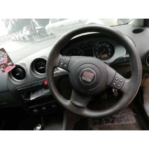 seat ibiza (6l1) del año 2008