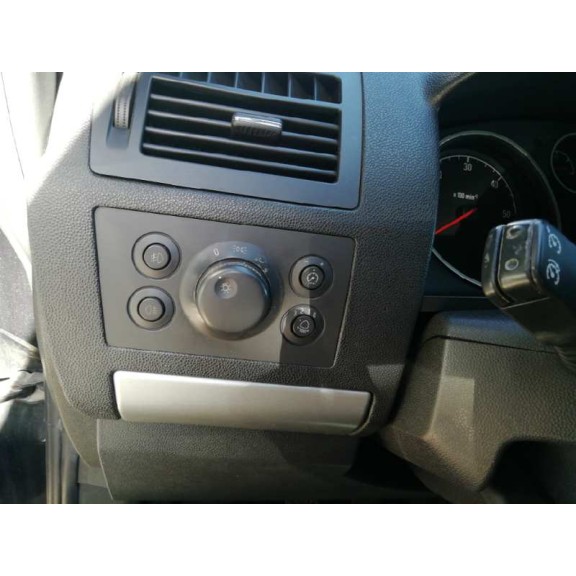 opel zafira b del año 2013