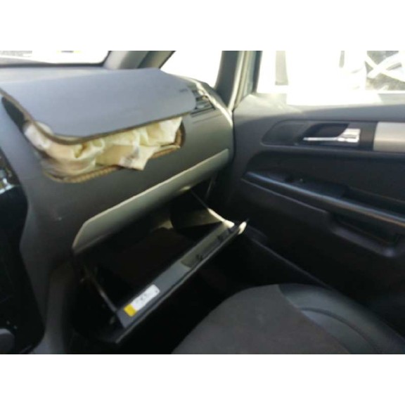 opel zafira b del año 2013