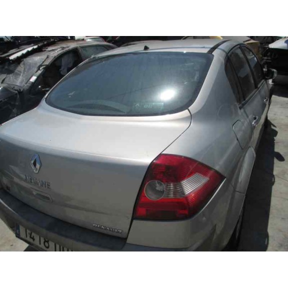 renault megane ii classic berlina del año 2004