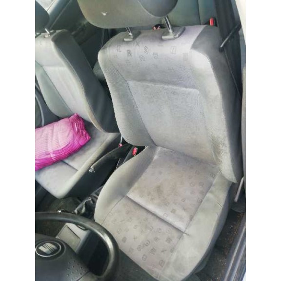 seat ibiza (6k1) del año 2001