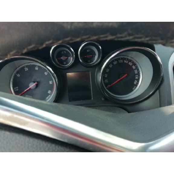 opel astra j lim. del año 2014