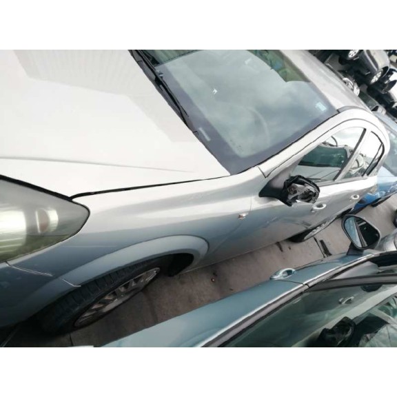 opel astra h berlina del año 2006