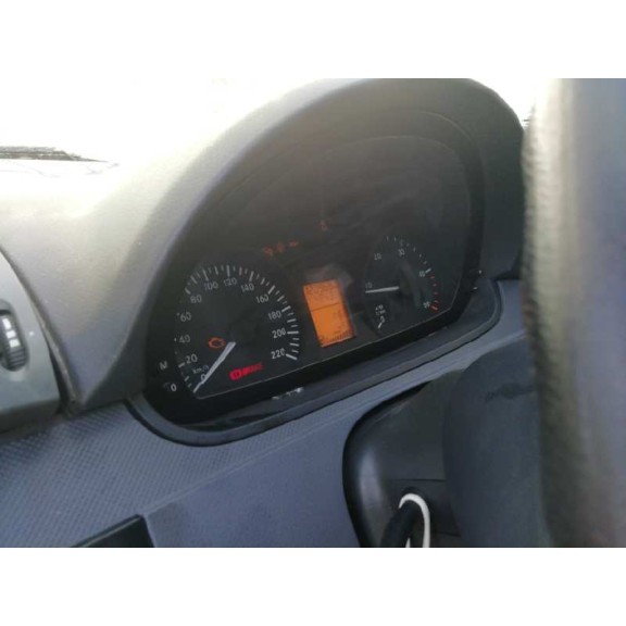 mercedes-benz vito (w639) basic, combi del año 2010