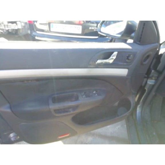 skoda octavia berlina (1z3) del año 2004