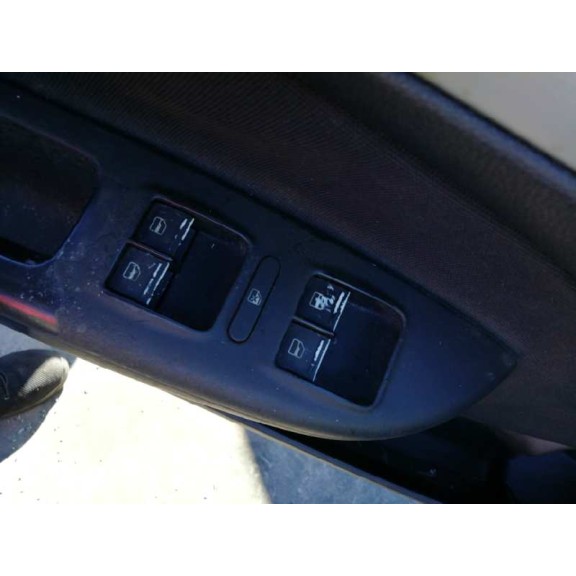 skoda octavia berlina (1z3) del año 2004