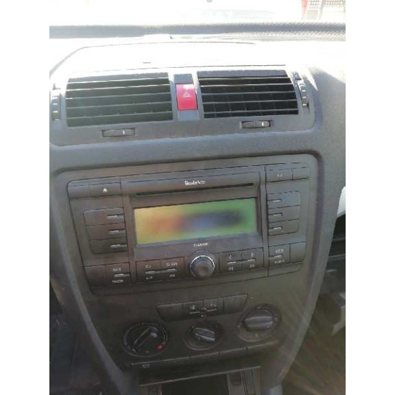 skoda octavia berlina (1z3) del año 2004