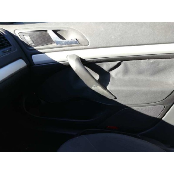 skoda octavia berlina (1z3) del año 2004