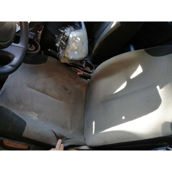 citroën c4 berlina del año 2011