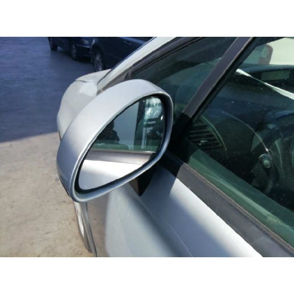 citroën c4 berlina del año 2004