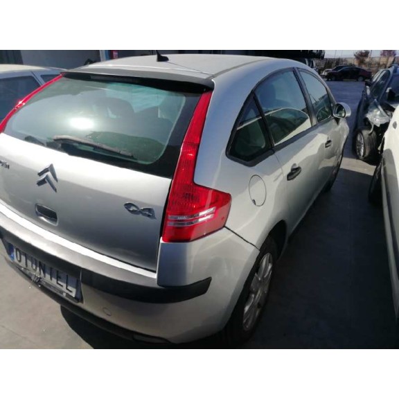 citroën c4 berlina del año 2004