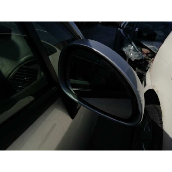 citroën c4 berlina del año 2004