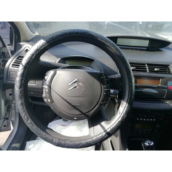 citroën c4 berlina del año 2004