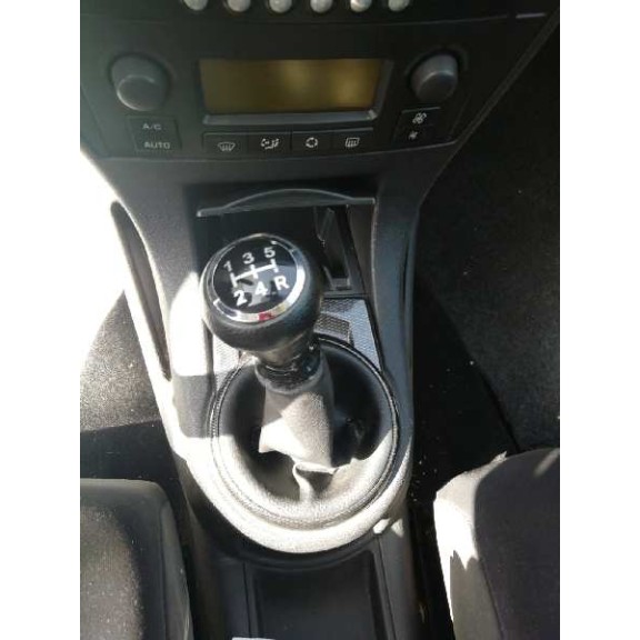 citroën c4 berlina del año 2004