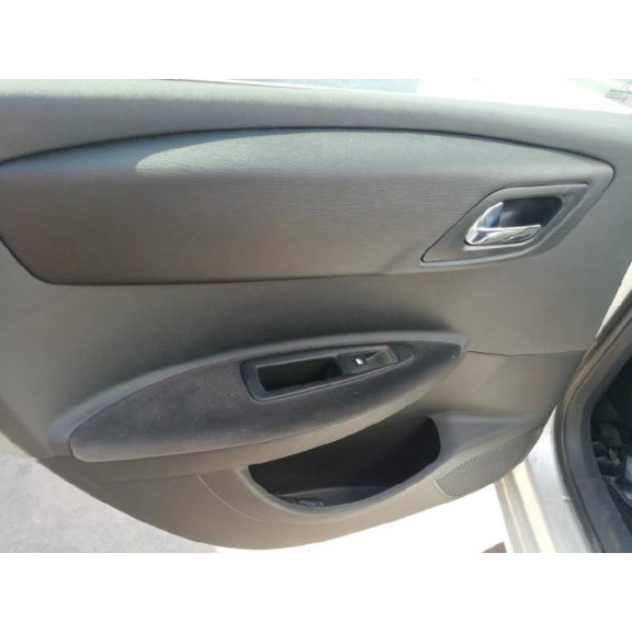 citroën c4 berlina del año 2004