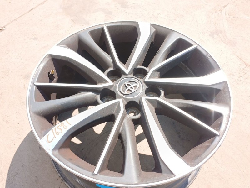 Recambio de llanta para toyota avensis touring sports advance referencia OEM IAM 7JX17 ET45  X1