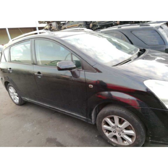 toyota corolla verso (r1) del año 2005