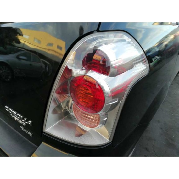 toyota corolla verso (r1) del año 2005