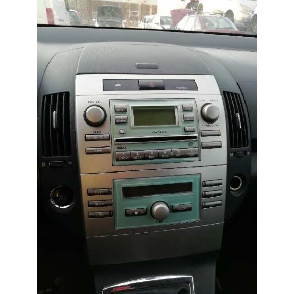 toyota corolla verso (r1) del año 2005