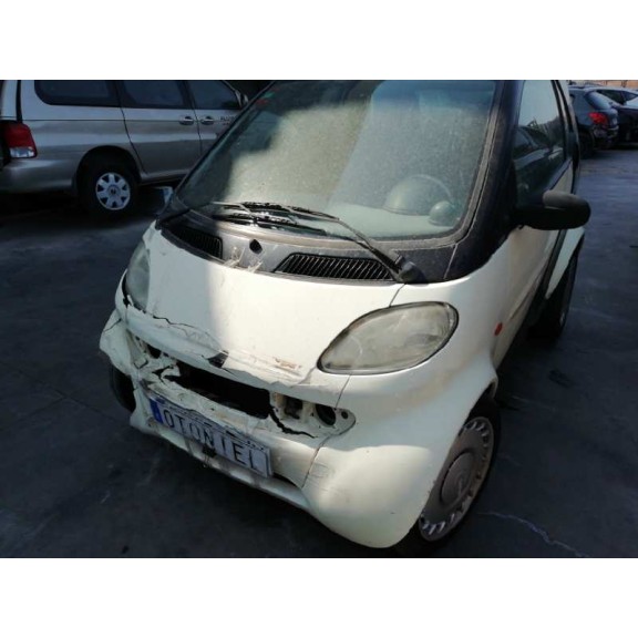 smart micro compact car del año 2001