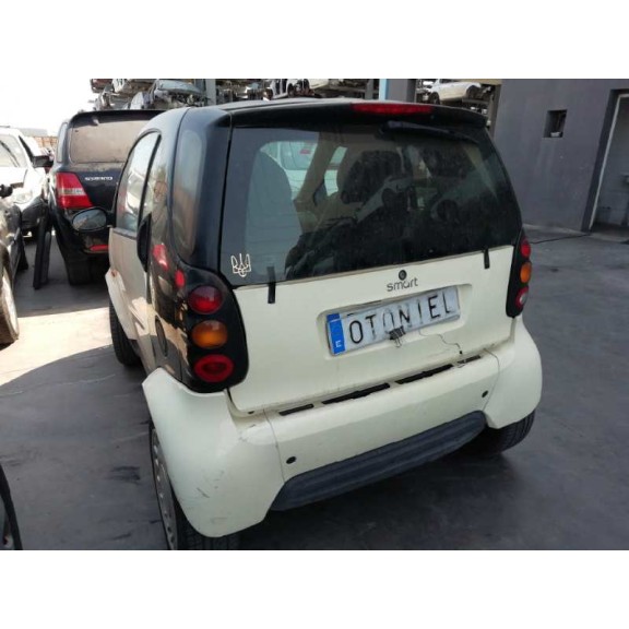 smart micro compact car del año 2001