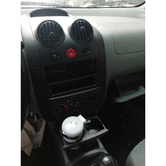 daewoo kalos del año 2004