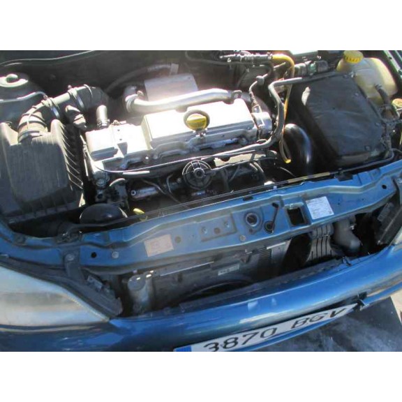 opel astra g berlina del año 2001