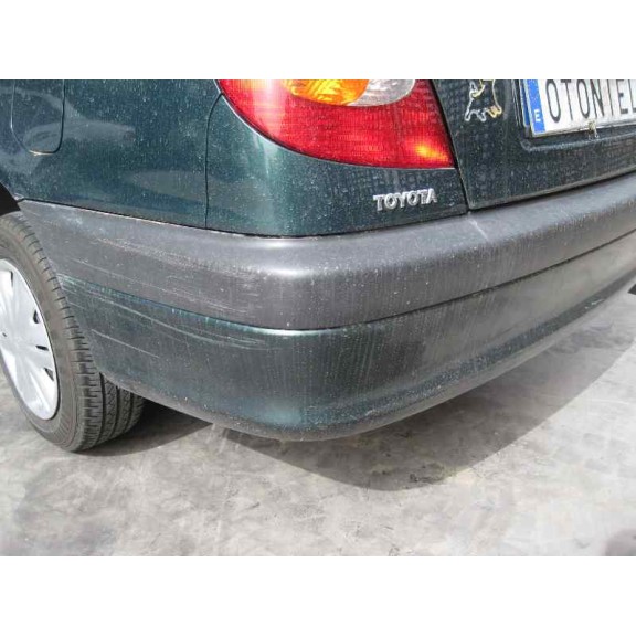 toyota avensis berlina (t 22) del año 1999