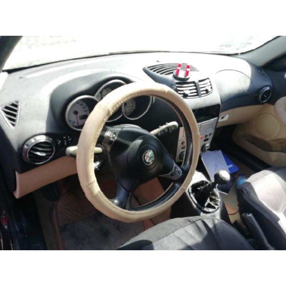 alfa romeo 147 (190) del año 2002