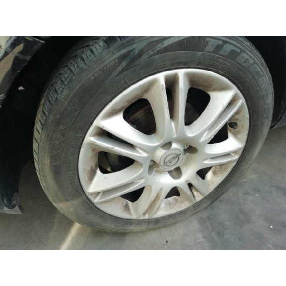 opel corsa d del año 2012