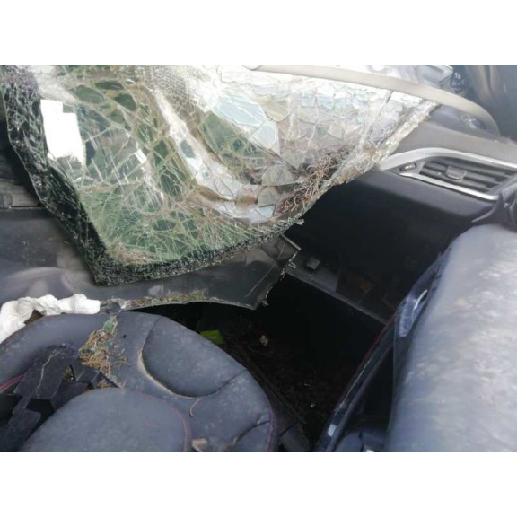 peugeot 208 del año 2019