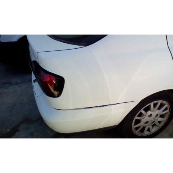 nissan primera berlina (p11) del año 1999