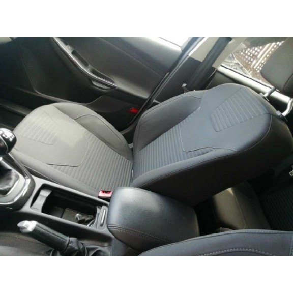 ford focus turn. del año 2016