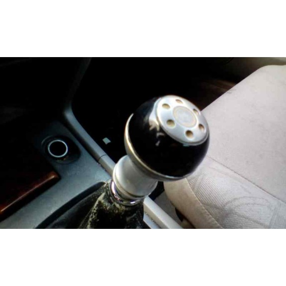 nissan primera berlina (p11) del año 1999