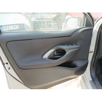 GUARNECIDO PUERTA DELANTERA IZQUIERDA 676200DU60C2 