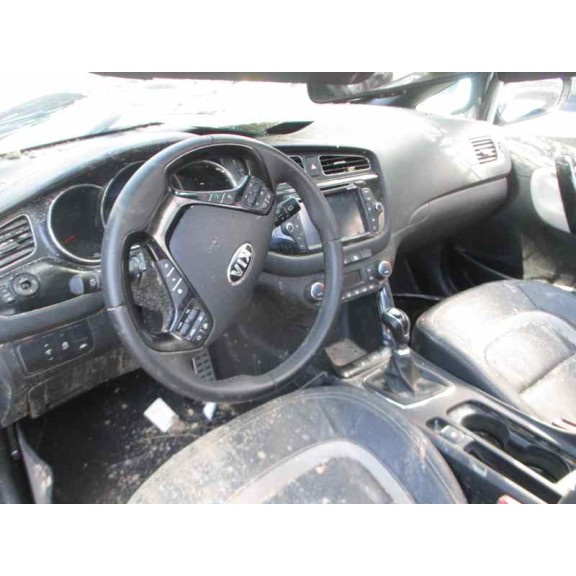 kia pro_cee´d ( ) del año 2013