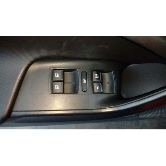 seat ibiza (6j5) del año 2009