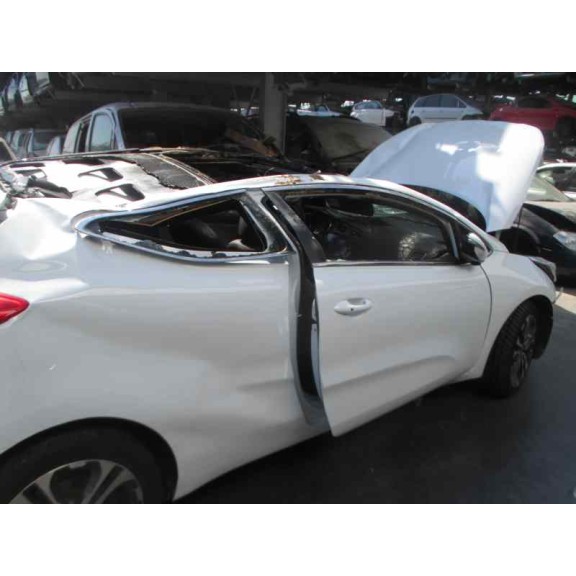 kia pro_cee´d ( ) del año 2013