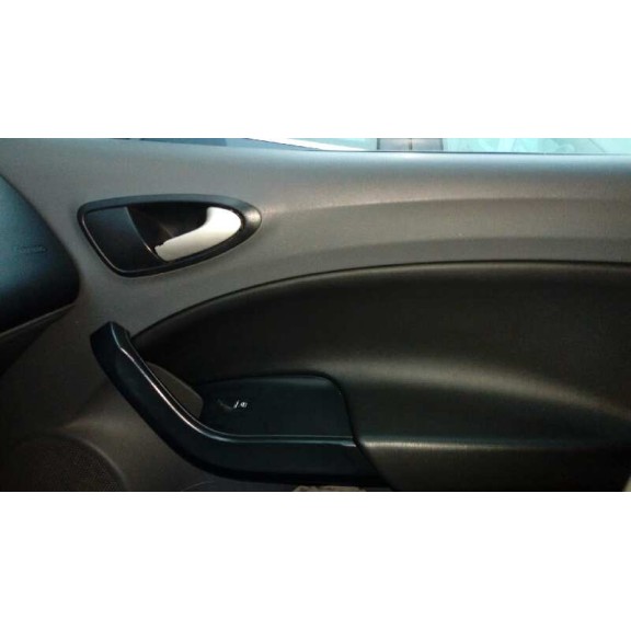 seat ibiza (6j5) del año 2009