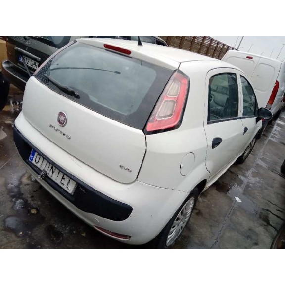 fiat punto (evo) (199) del año 2011