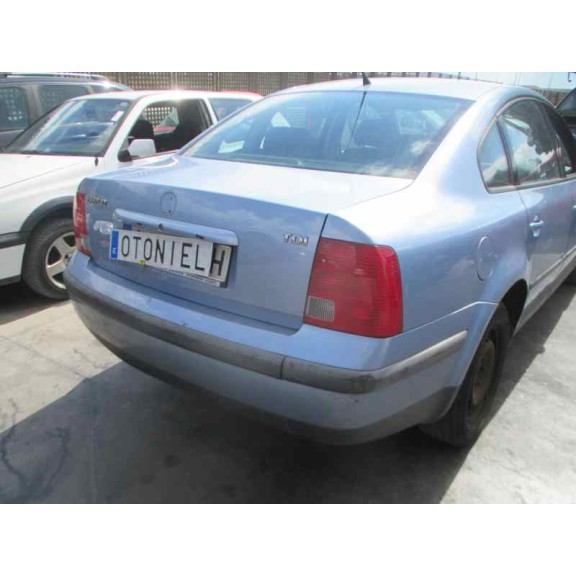 volkswagen passat berlina (3b2) del año 1997