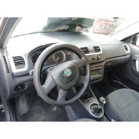 skoda fabia (5j2 ) del año 2010
