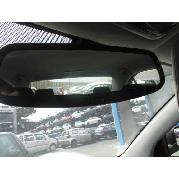 toyota avensis berlina (t25) del año 2004