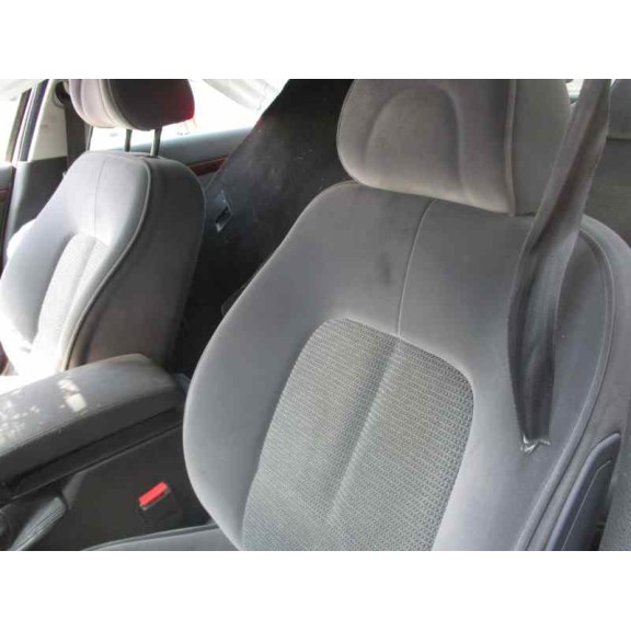 peugeot 407 del año 2008