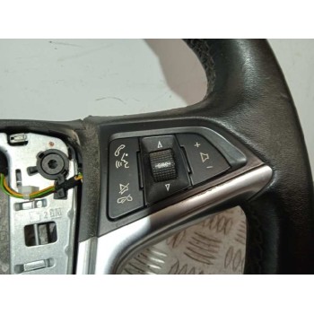 Recambio de volante para opel zafira tourer excellence referencia OEM IAM 13357042 ALGO MARCADO CON MANDOS