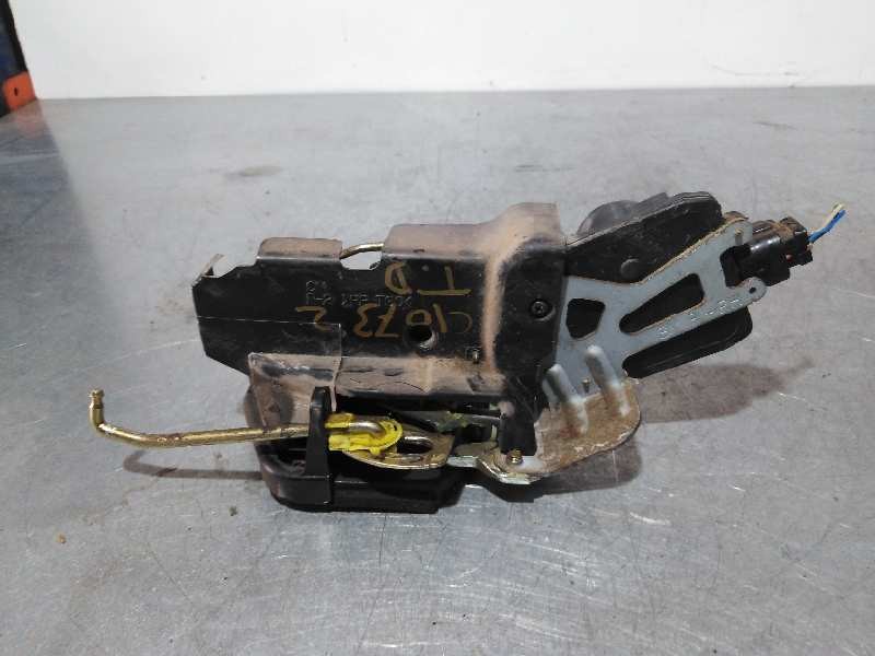 Recambio de cerradura puerta trasera derecha para hyundai santa fe (sm) 2.0 gls crdi referencia OEM IAM  5 PIN 