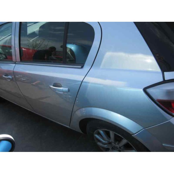 opel astra h berlina del año 2005