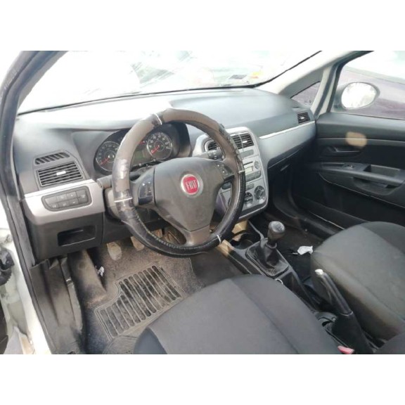 fiat punto (199) del año 2012